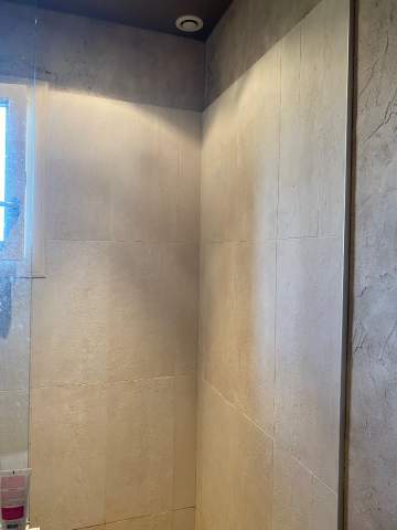 Transformation d'une Salle de Bain à Eaunes : Création d'une Douche à l'Italienne par DG Plomberie Transformation d'une Salle de Bain à Eaunes : Création d'une Douche à l'Italienne par DG Plomberie