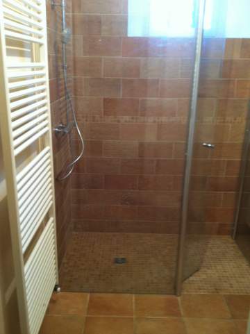 douche italienne Plombier pour rénovation de salle de bain à Portet-sur-Garonne