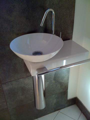 lave main design Plombier pour rénovation de salle de bain à Portet-sur-Garonne